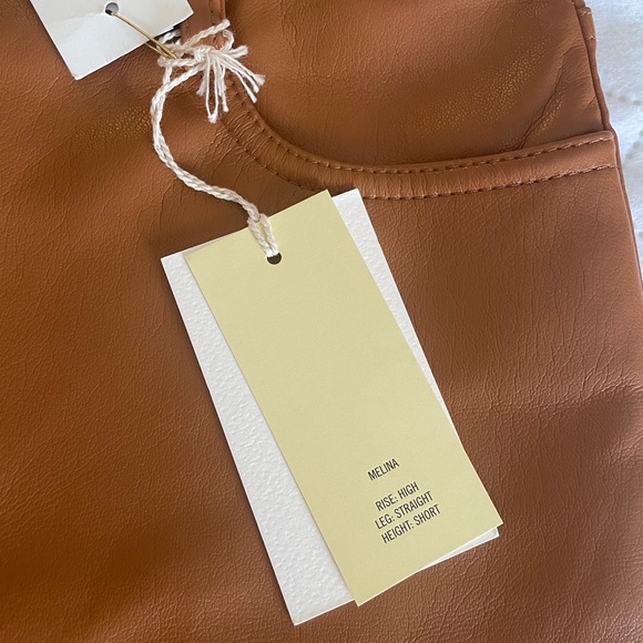 Aritzia Wilfred leather pants in short, sz 0 BNWT - Picture 6 of 6